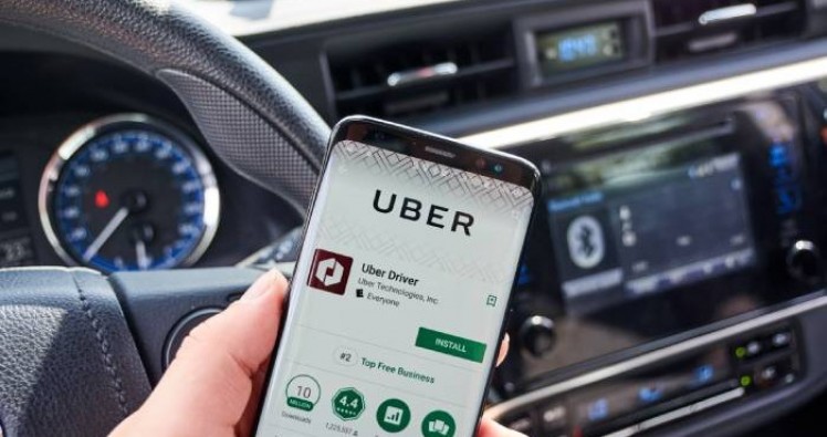 Justice : les taxis maintiennent la pression sur Uber